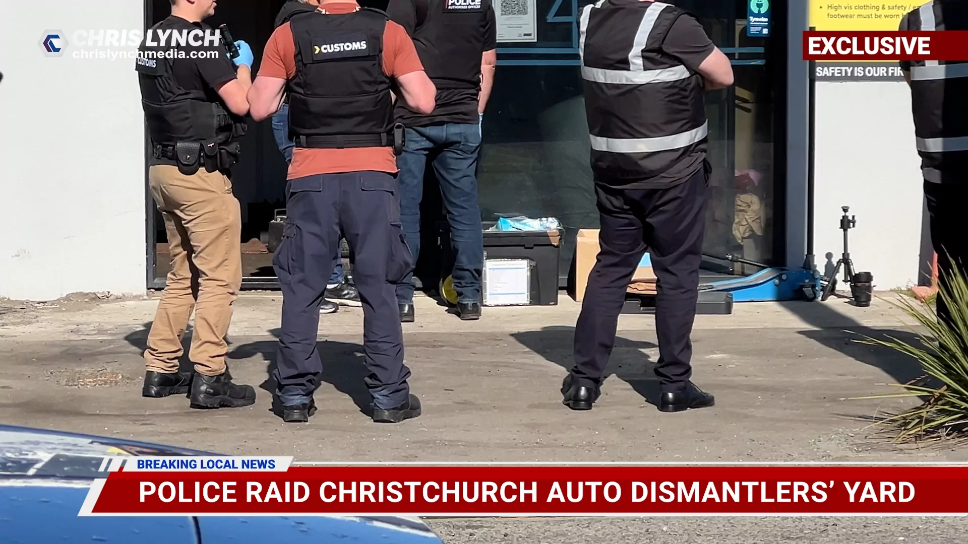 EXCLUSIVE | Watch the moment police raided a Woolston auto dismantlers’ yard in major operation