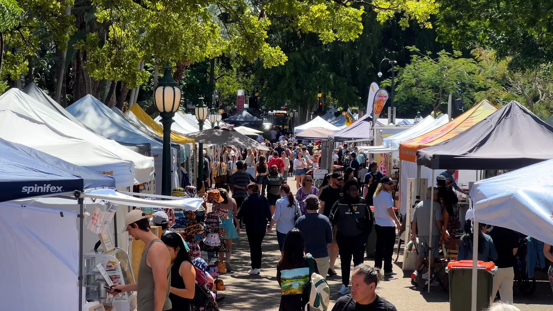 Brisbane's Riverside Sunday Markets / Photo: Chris Lynch Media