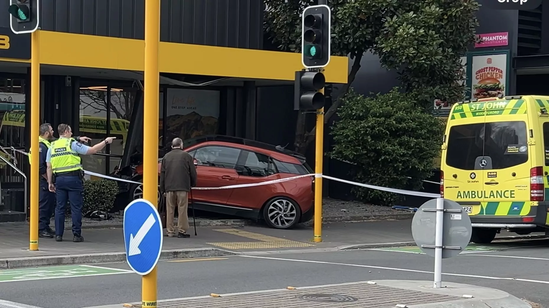 Person seriously injured after car crashes into bank on Riccarton Road