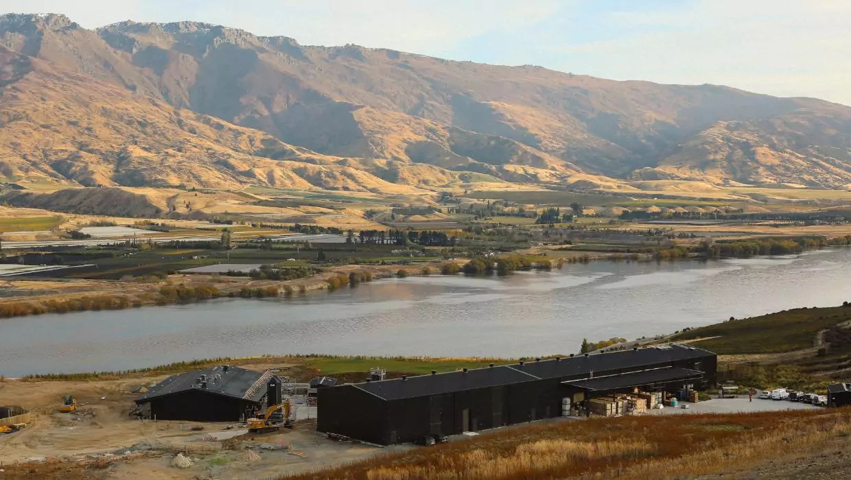 Scapegrace opens New Zealand’s largest distillery in Central Otago