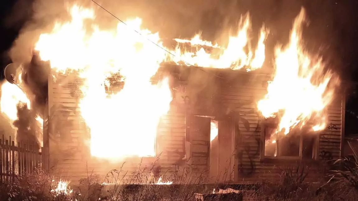 Suspicious fire damages abandoned house in Aranui