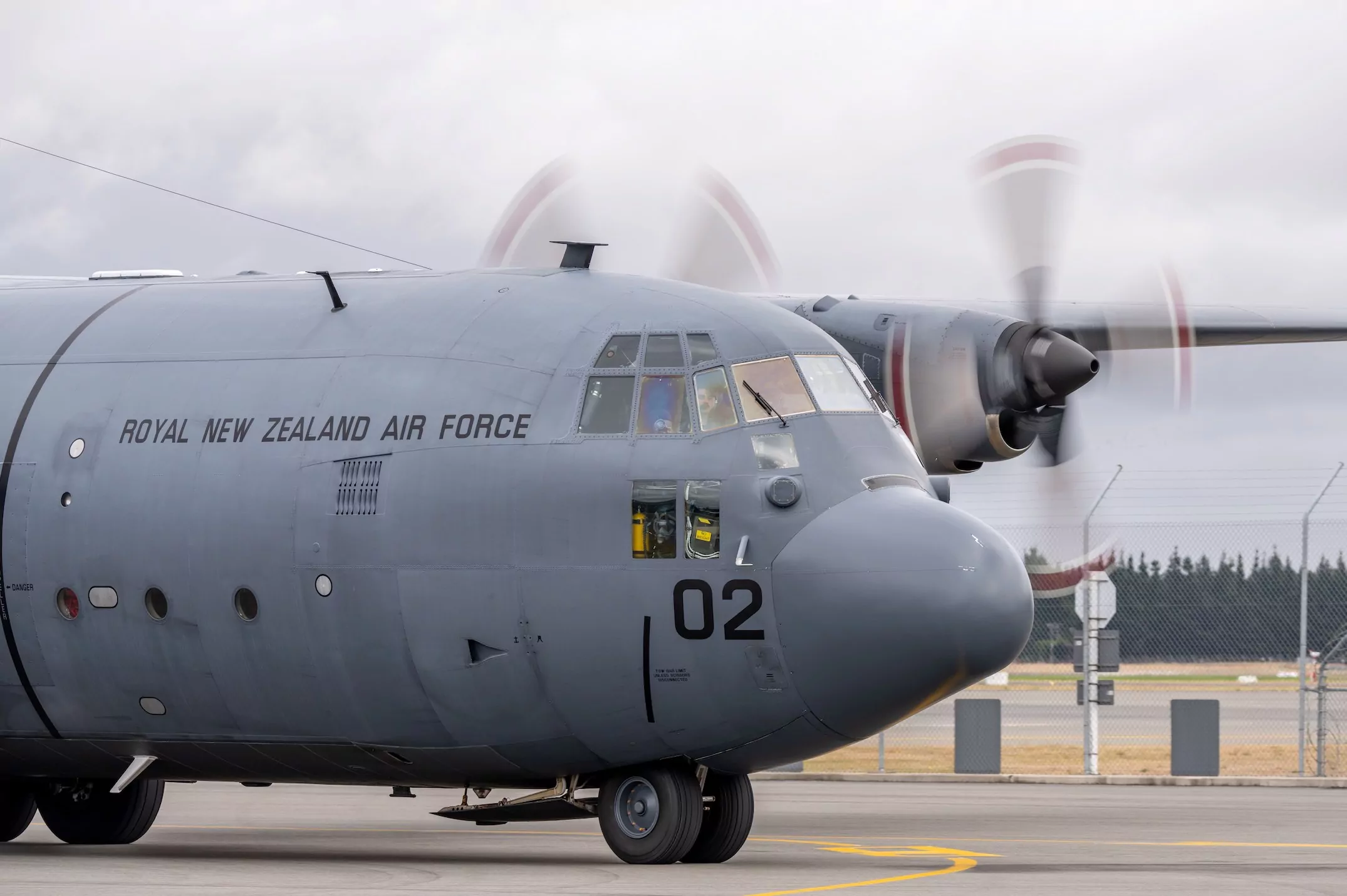 Christchurch farewells RNZAF Hercules in final flyover